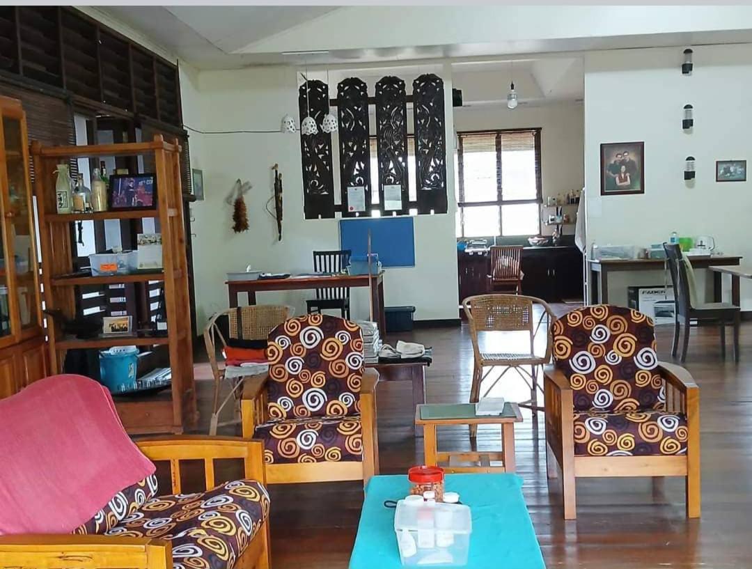 Mulu Tribal Homestay מראה חיצוני תמונה