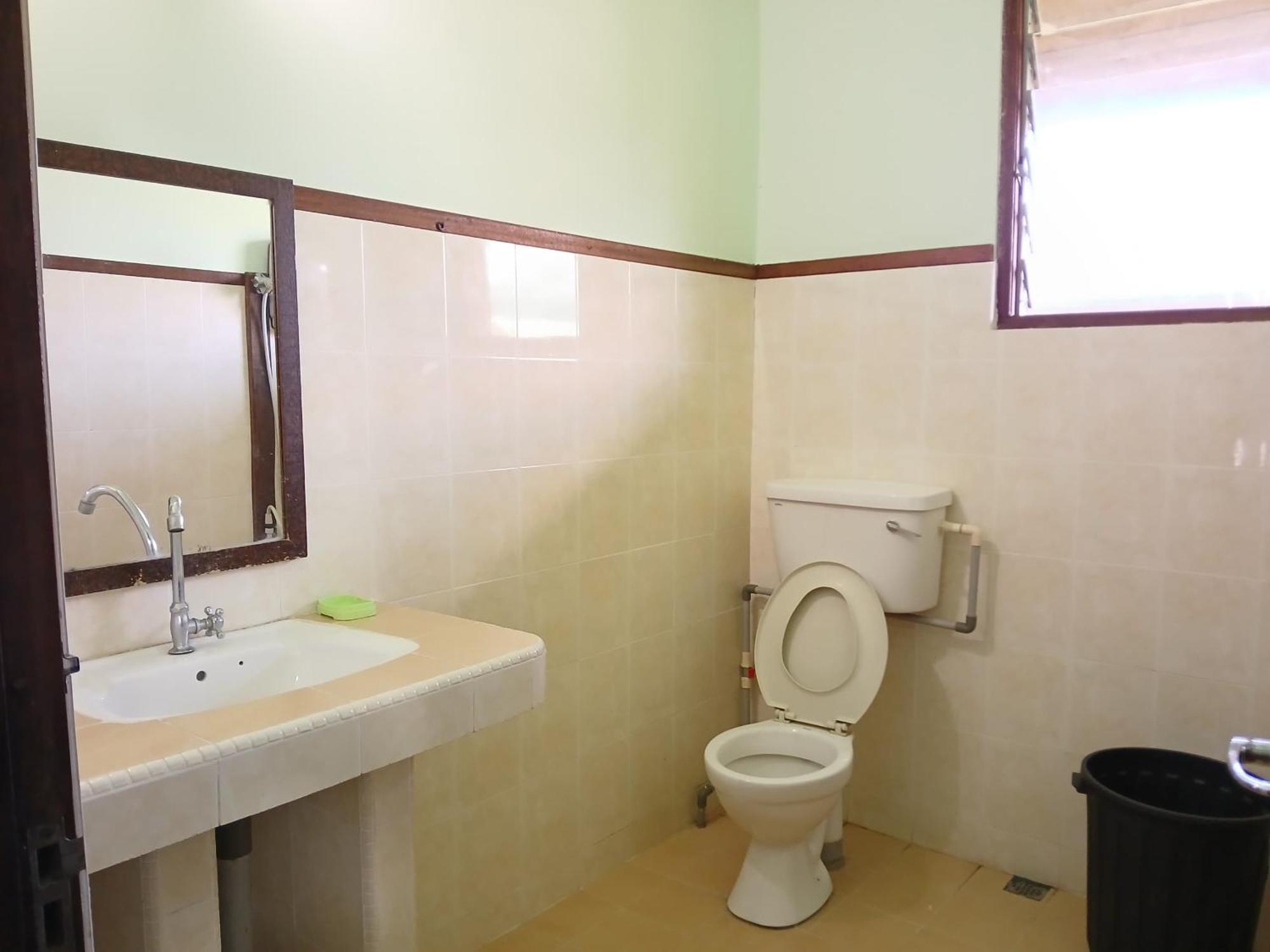 Mulu Tribal Homestay מראה חיצוני תמונה