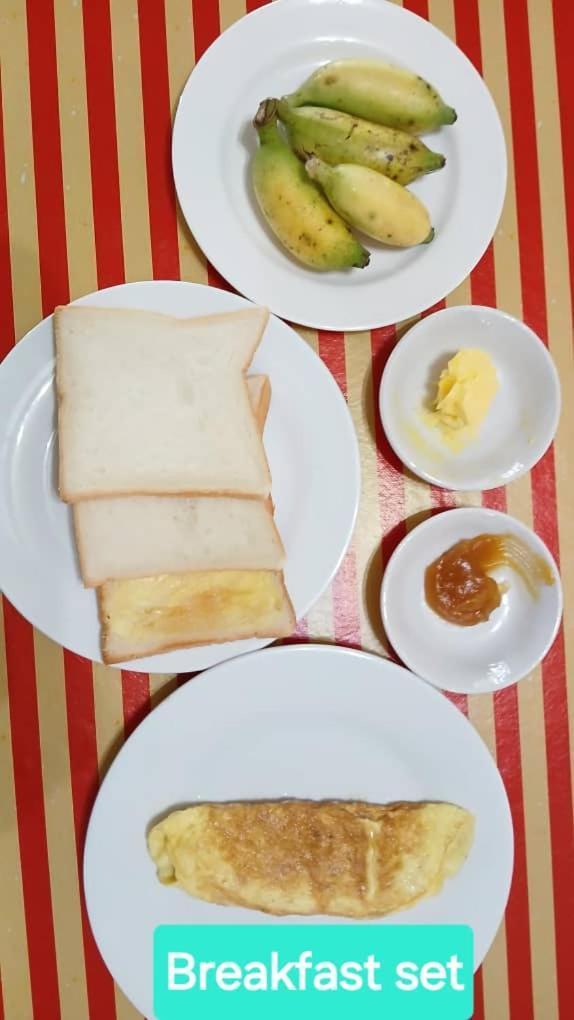 Mulu Tribal Homestay מראה חיצוני תמונה