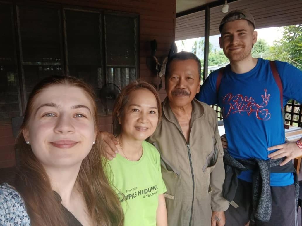 Mulu Tribal Homestay מראה חיצוני תמונה