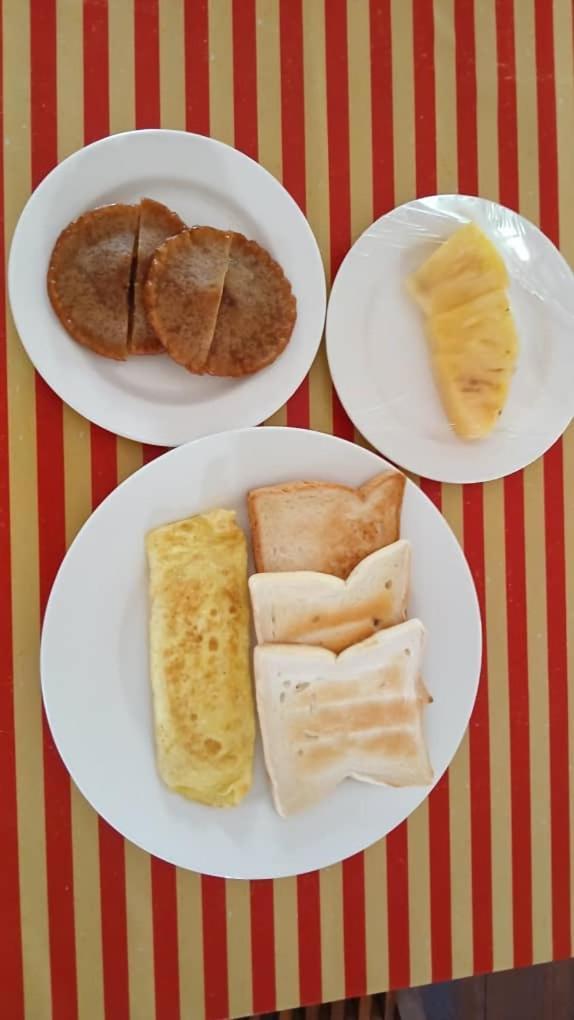 Mulu Tribal Homestay מראה חיצוני תמונה