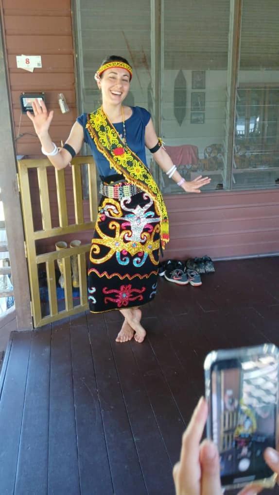 Mulu Tribal Homestay מראה חיצוני תמונה